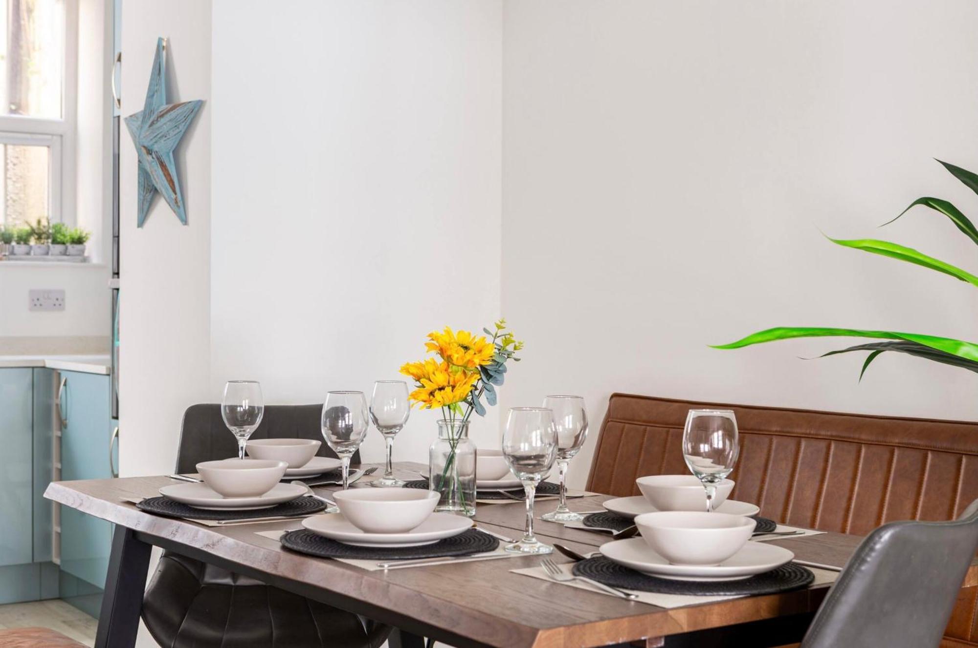 Beautiful 2 Bed Apartment Just Steps To The Beach Weymouth Buitenkant foto